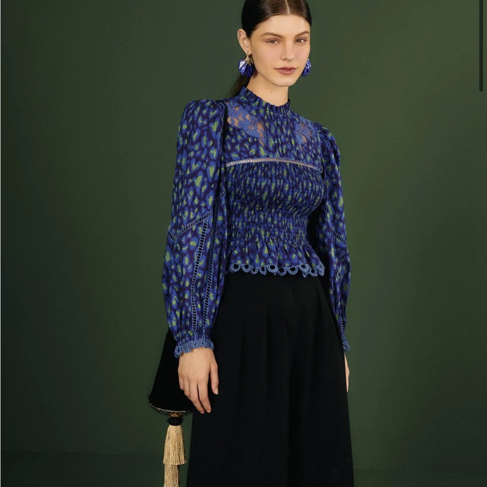 NWT Farm Rio Leopard Pop Smocked Peplum Blouse